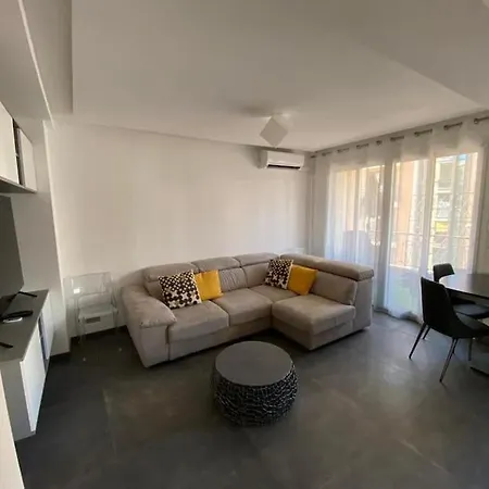 3 Pieces, Croisette Apartamento *